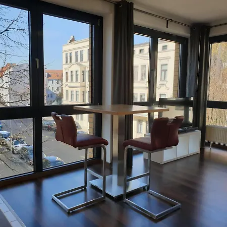 Modernes Stadtfeld Ost Panoramafenster